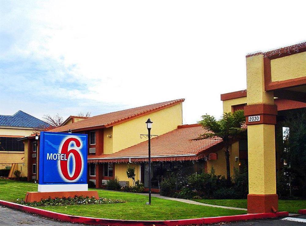 Motel 6 Cal Expo Sacramento McClellan Exterior foto